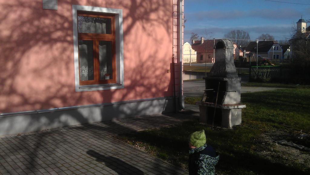 Penzion Zablati Lomnice nad Lužnicí 外观 照片